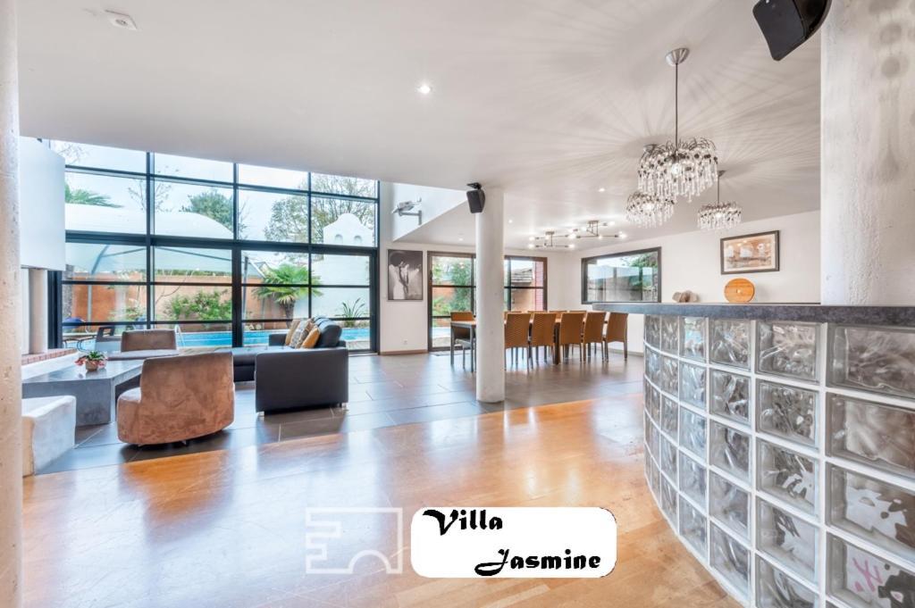 Somptueuse Villa Jasmine Saint-Meen-le-Grand Екстер'єр фото